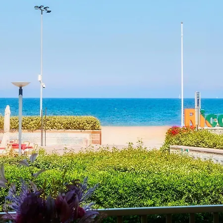 Con Terrazza Fronte Mare *