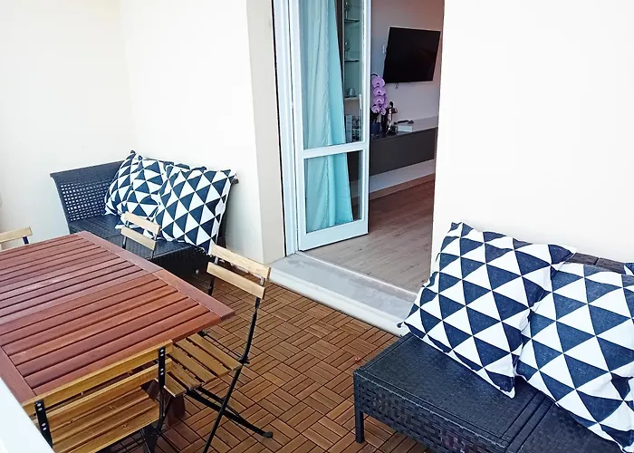 Con Terrazza Fronte Mare *