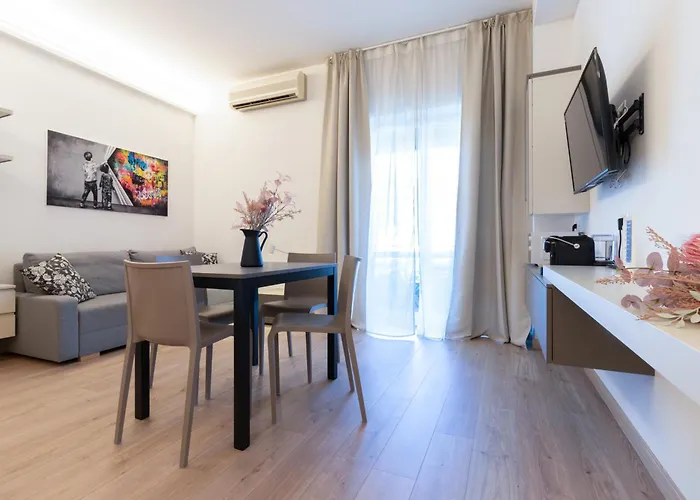 Lägenhet Con Terrazza Fronte Mare *